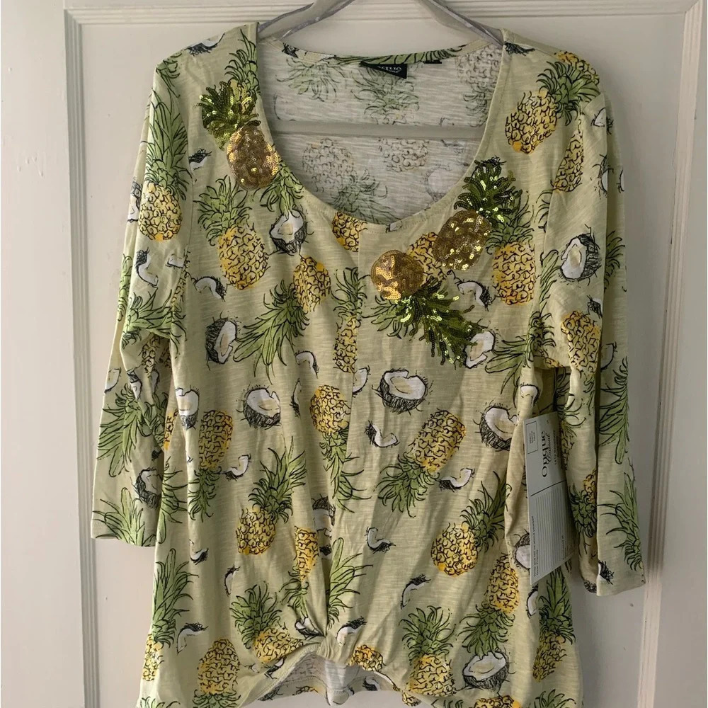 New Women’s Onque Casual Top